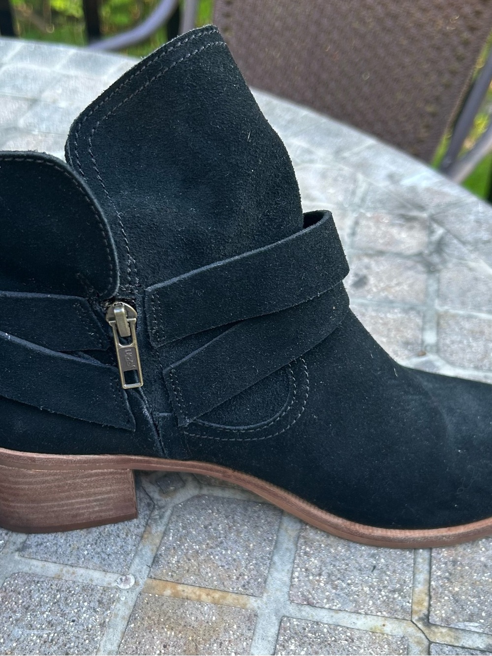 UGG Elora Black Suede Ankle Boots with Crisscross Strap Size 9 - Picture 10 of 13